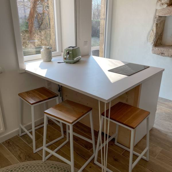 Ilot de cuisine, espace repas 3 personnes
